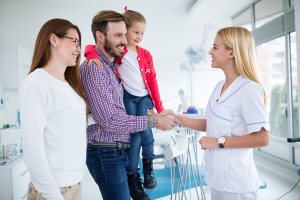 How A Family Dentist Uses Dental Bonding