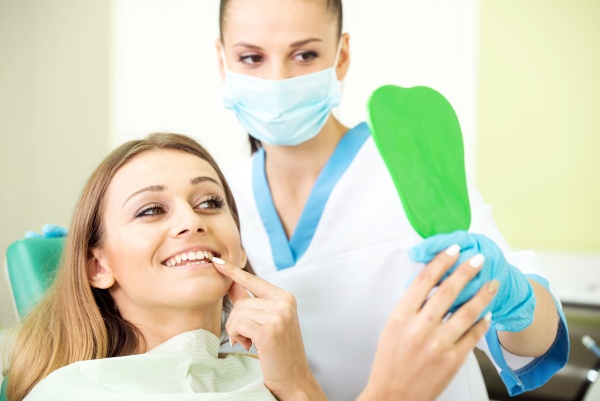 Periodontics Basics: Gingivitis And Gum Disease